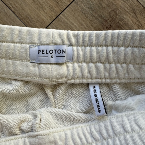 Peloton TWGF Jogger - Picture 3 of 6